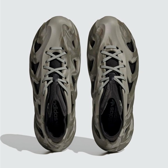 Adidas Gray and Black Wave Sneakers - Picture 3 of 6